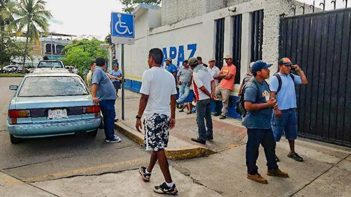 Acapulco - toma de instalaciones de capaz